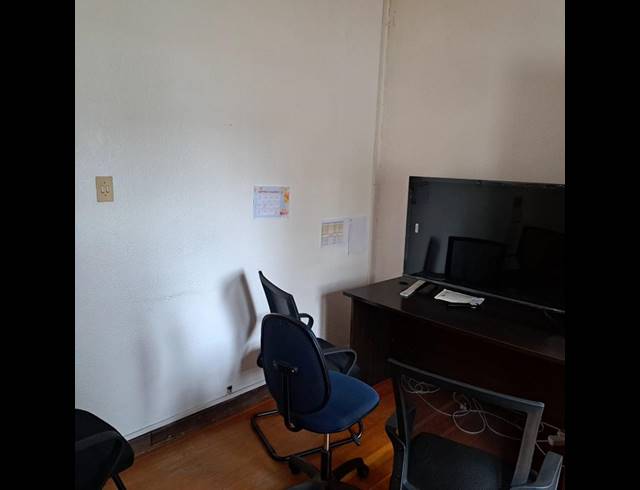 BUSINESS PROPERTY TO RENT IN MILL PARK